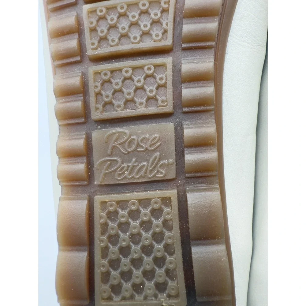 Rose Petals Loafer Shoes Womens Size 9.5 Beige Moccasin Slip On‎ Comfort